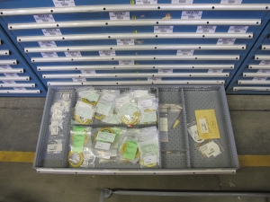 LISTA HEAVY DUTY 9-DRAWER PARTS CABINET W/ CONTENTS (W-50) LOADING & HANDLING FEE $25-